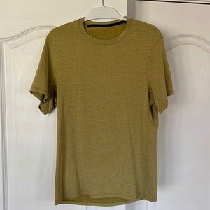 Lululemon Dry Sense short sleeve shirt